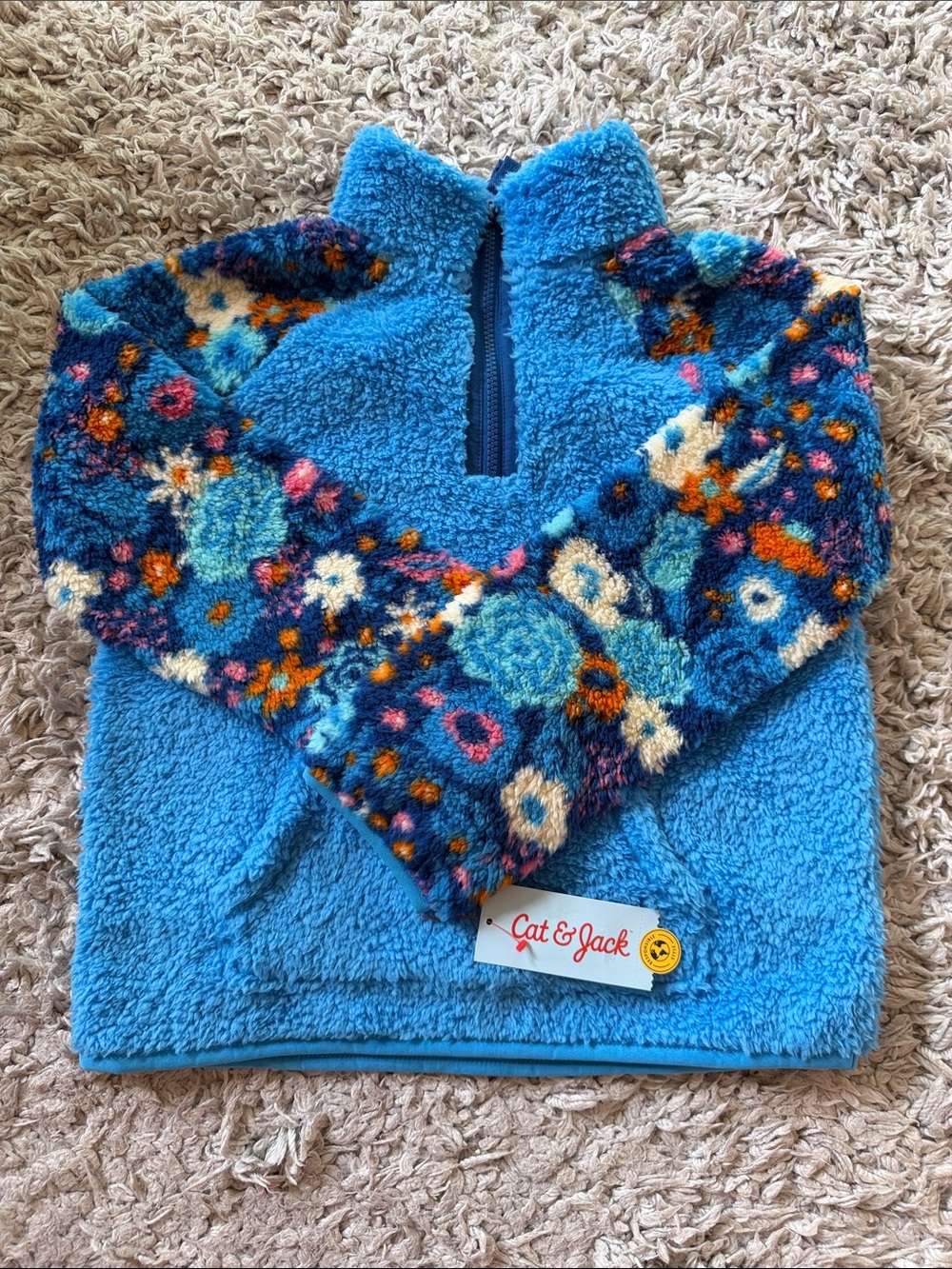 NWT Cat & Jack Blue Floral Cozy Pullover, Size M (8)